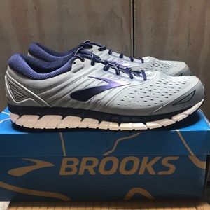 brooks beast 18 2e